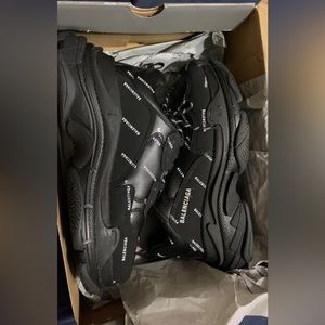 Balenciagas Triple S